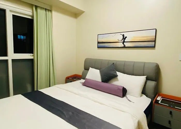 Savvy 2br Okada View Apartment *